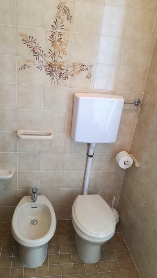 La Casa Di Clara Ombrellone Con 2 Lettini Al Lido San Giuliano Gratis E Parcheggio Privato Gratis Daire Rimini Dış mekan fotoğraf